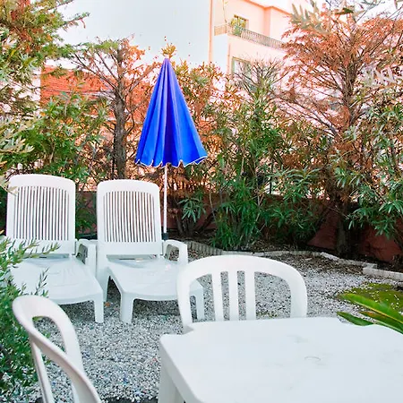Aparthotel Comte De Nice