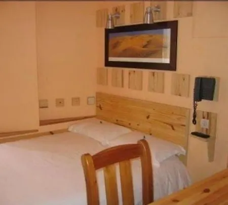 Aparthotel Comte De 2*